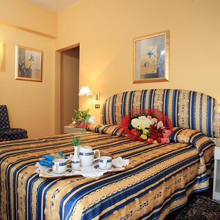 Hotel Nuovo Savi Montecatini-Terme Esterno foto