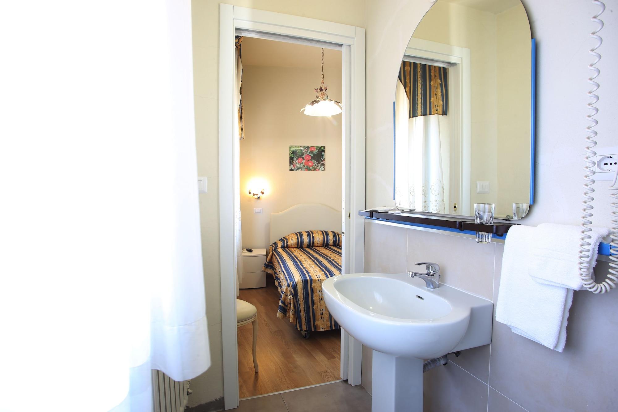 Hotel Nuovo Savi Montecatini-Terme Esterno foto