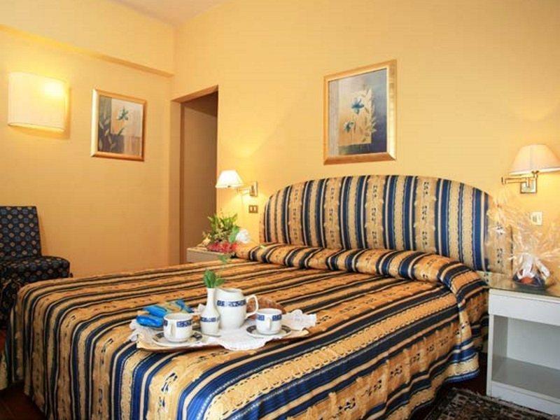 Hotel Nuovo Savi Montecatini-Terme Esterno foto