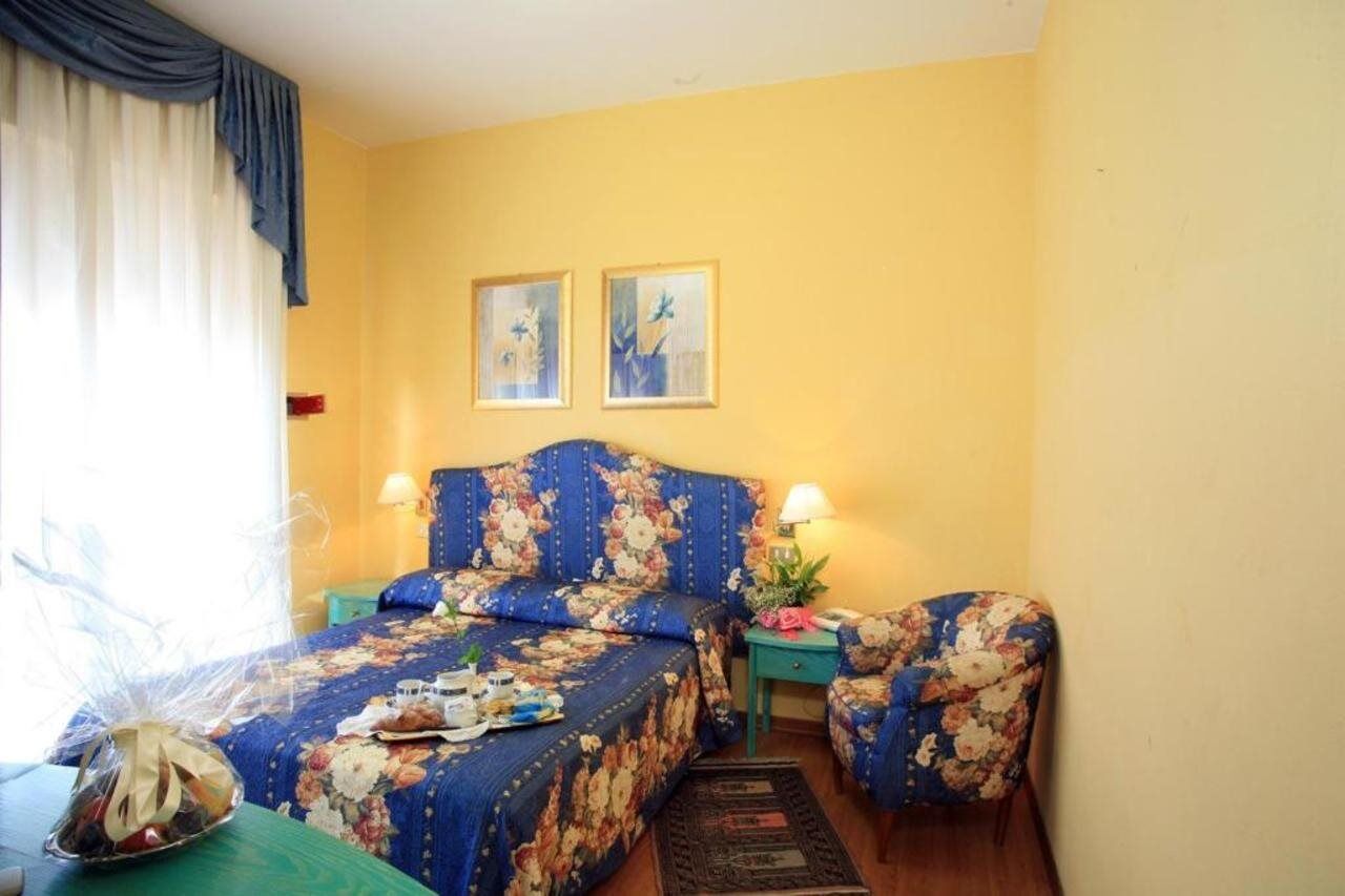 Hotel Nuovo Savi Montecatini-Terme Esterno foto